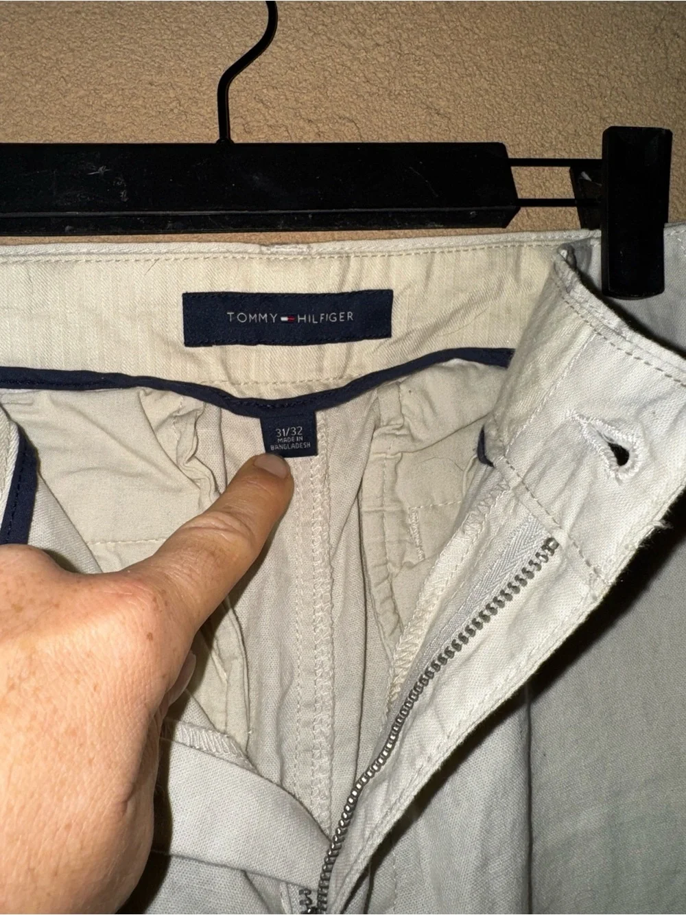 Tommy Hilfiger Men's Off-White linen  Chinos